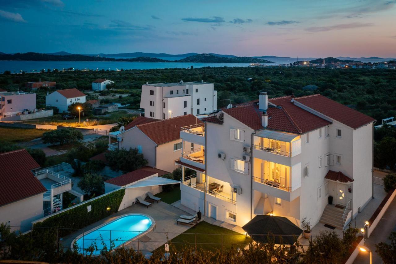 Apartments Tihi III Vodice Esterno foto