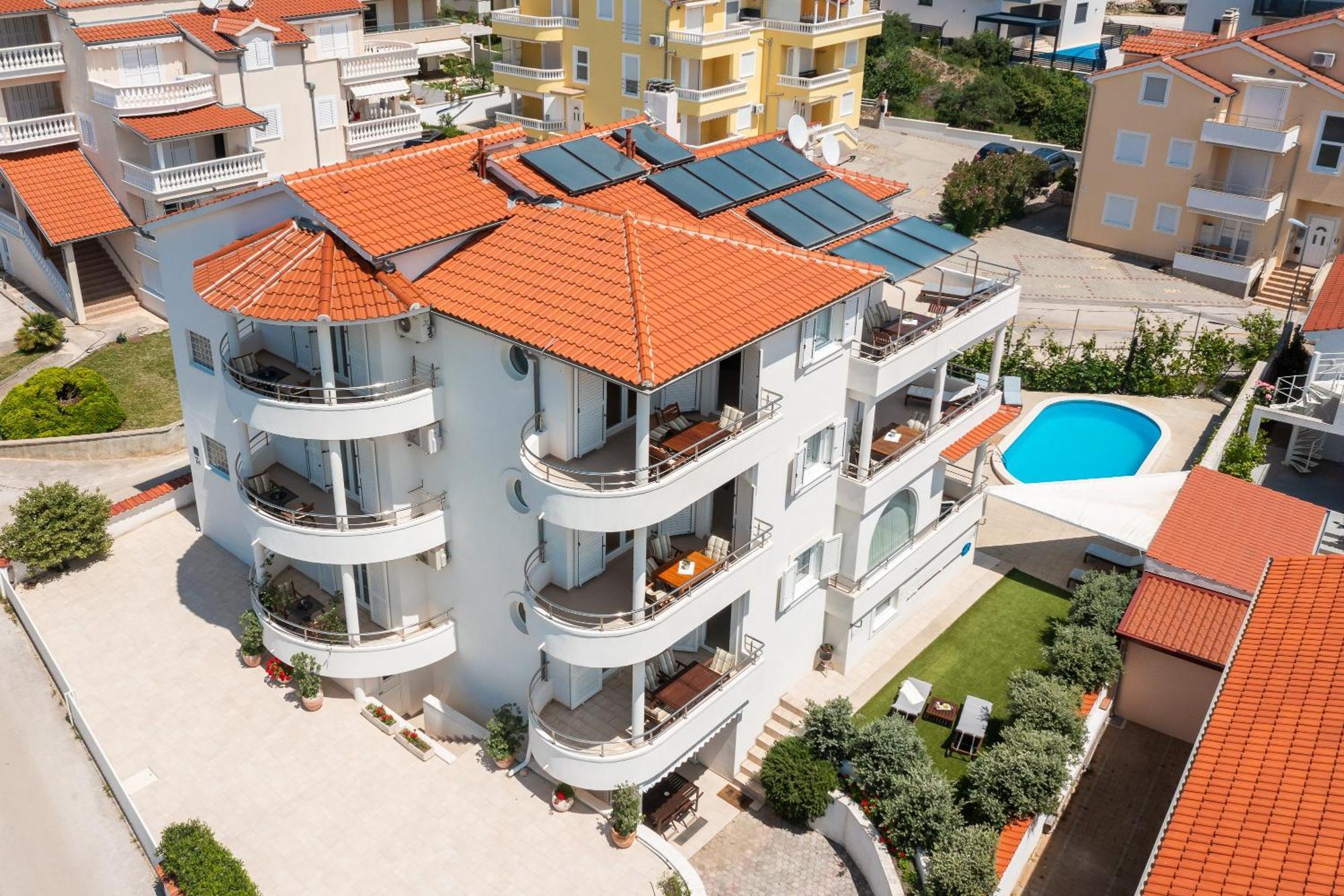 Apartments Tihi III Vodice Esterno foto
