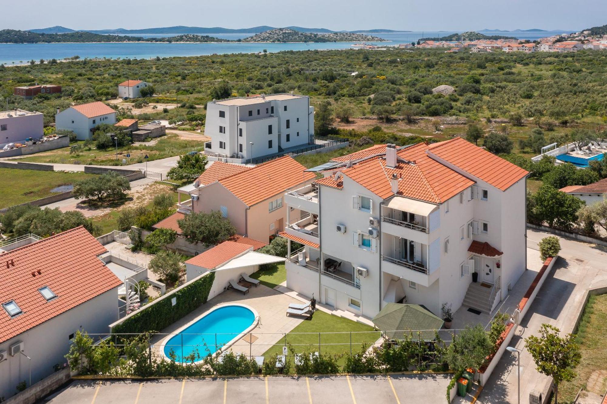 Apartments Tihi III Vodice Esterno foto