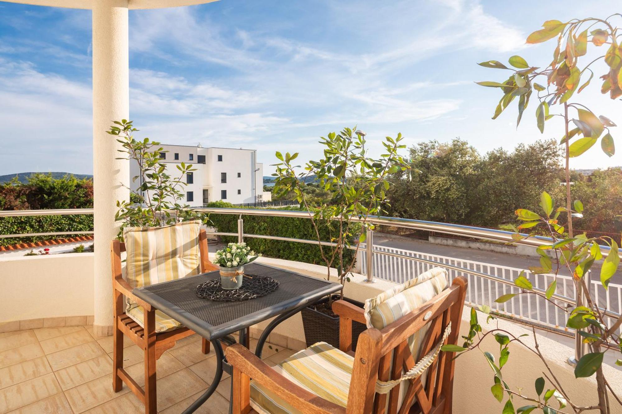 Apartments Tihi III Vodice Esterno foto