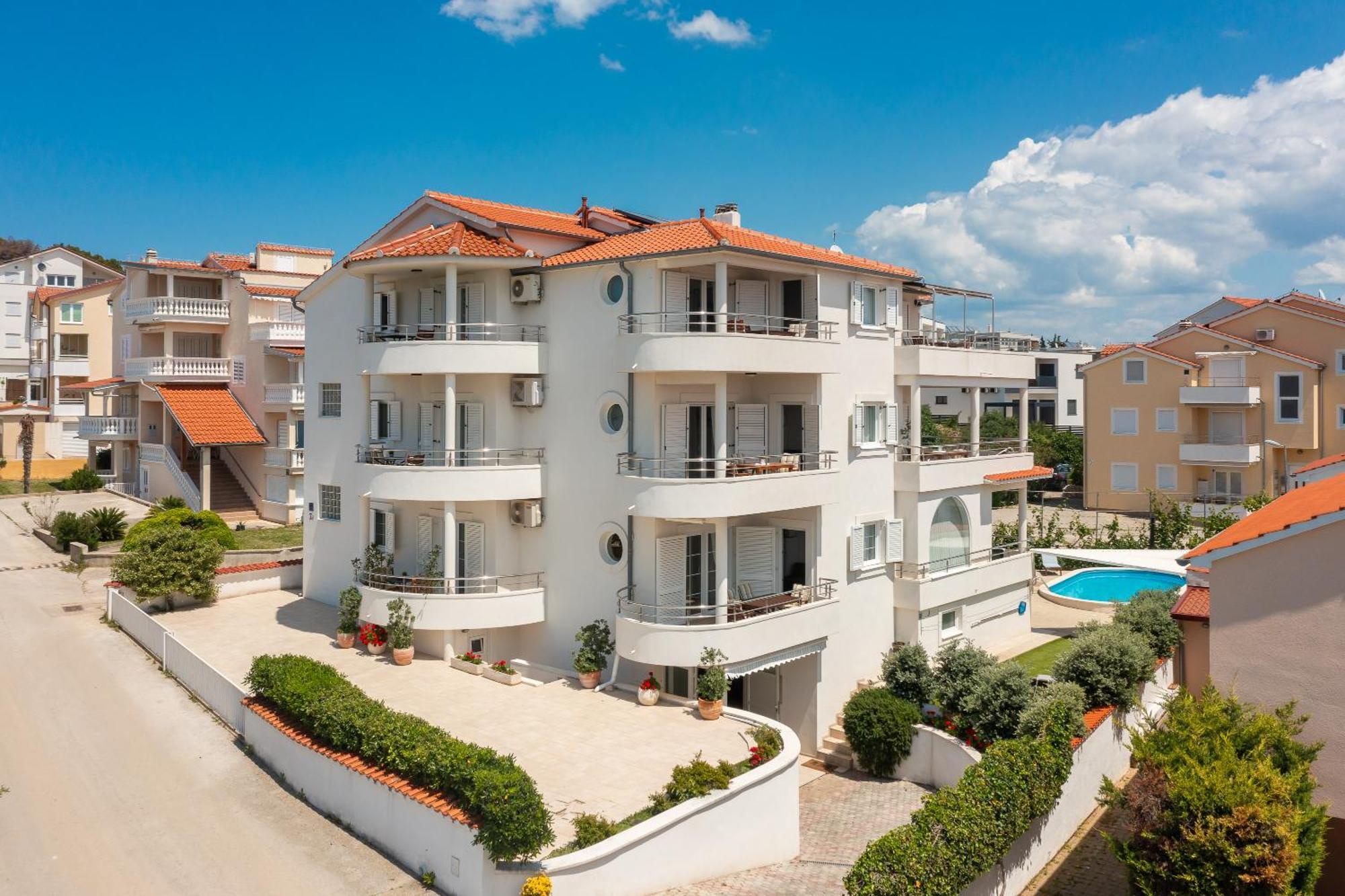 Apartments Tihi III Vodice Esterno foto